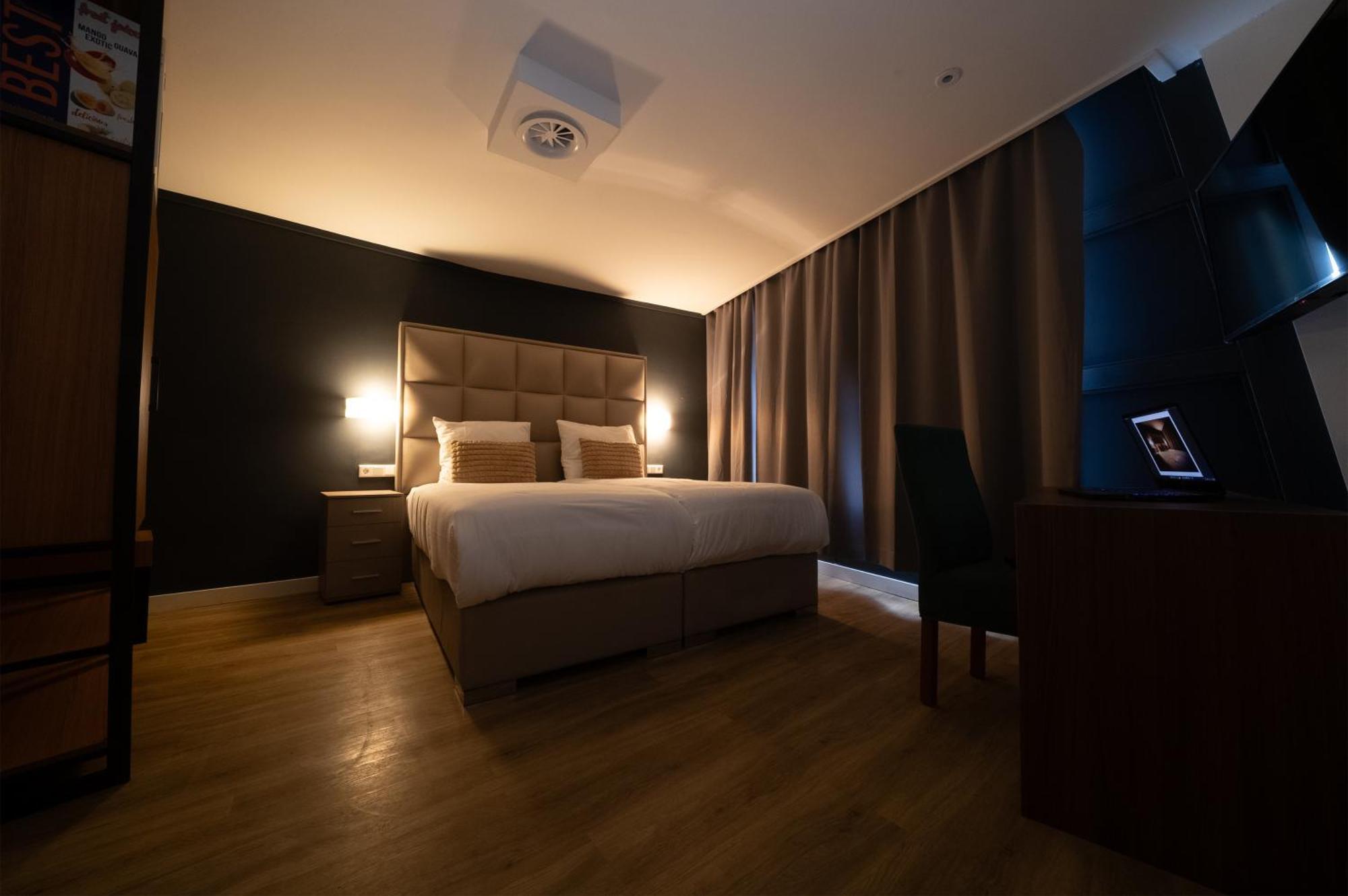Ma Airport Hotel Hoofddorp Esterno foto